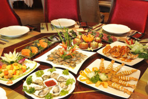 Bữa cơm gia đinh
