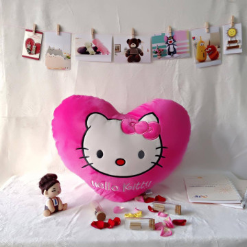 GỐI TRÁI TIM HELLO KITTY TBGKT1