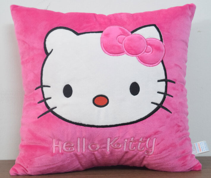 GỐI VUÔNG HELLO KITTY TBGVKT