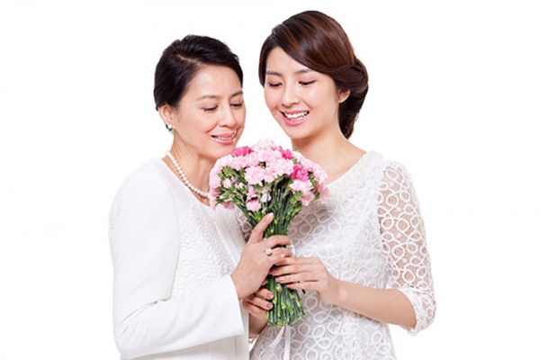 Quà tặng 20-10 cho mẹ chồng